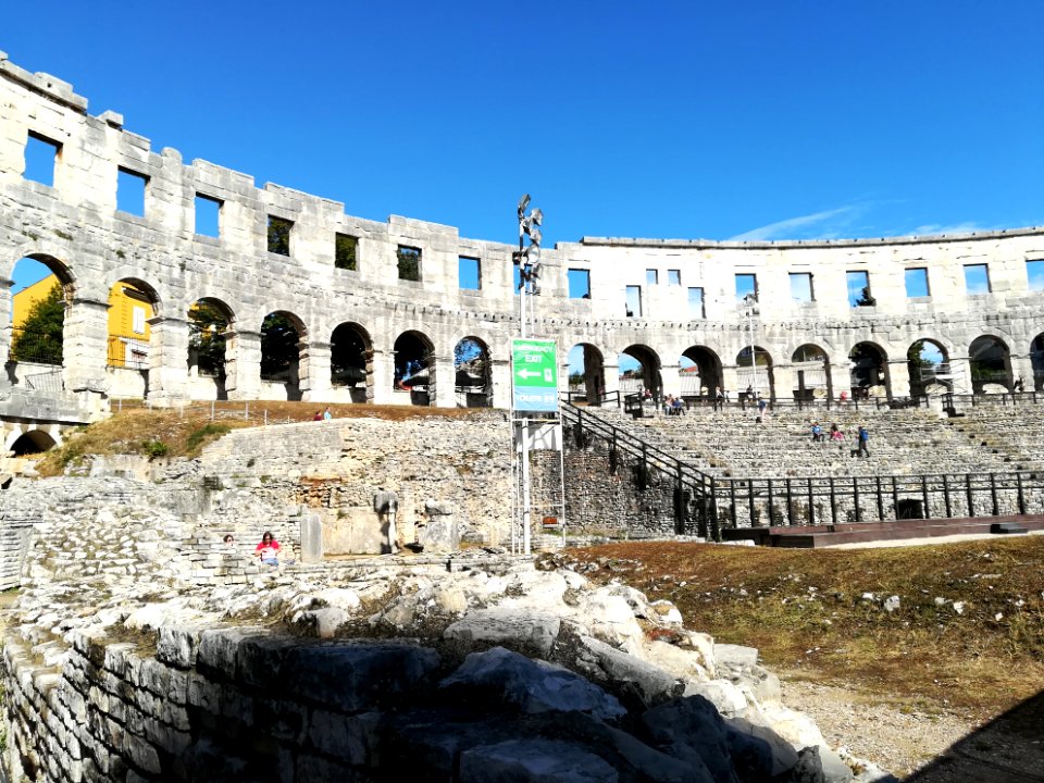 2017_Amphitheatre_(Pula),_interior_41