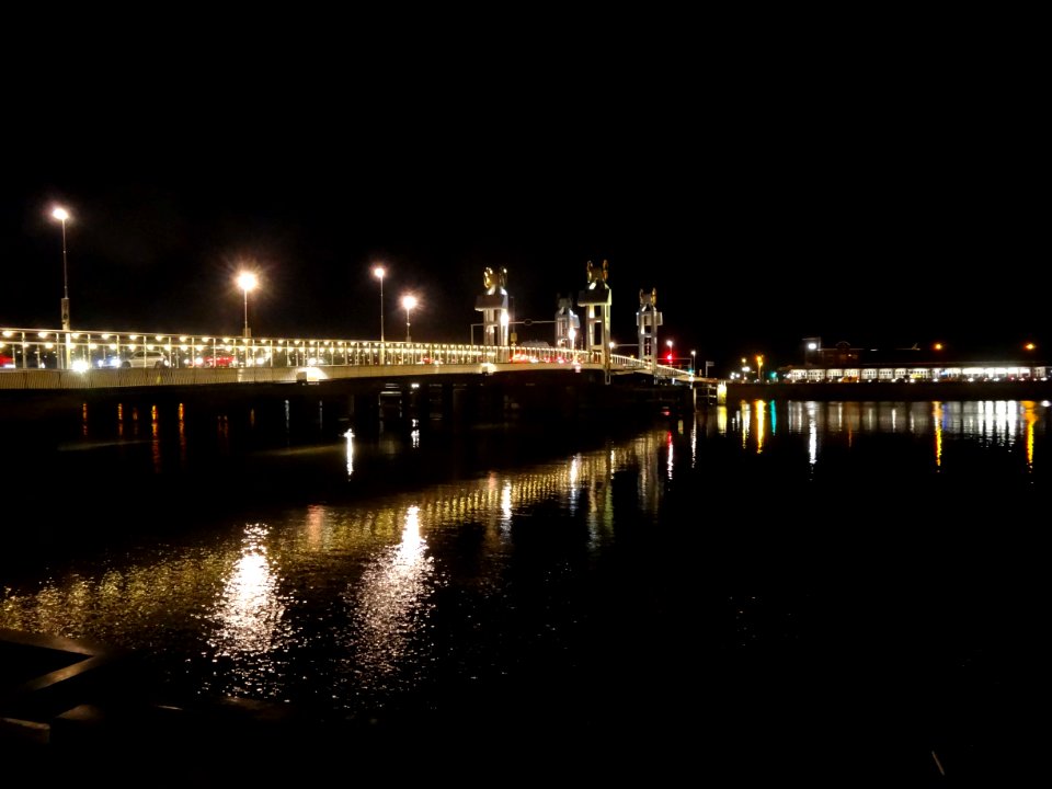20151217_Kampen_met_stadsbrug_en_station