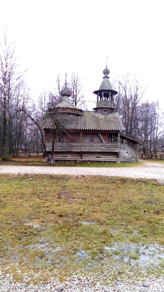 20151220_130240_December_2015_in_Velikiy_Novgorod