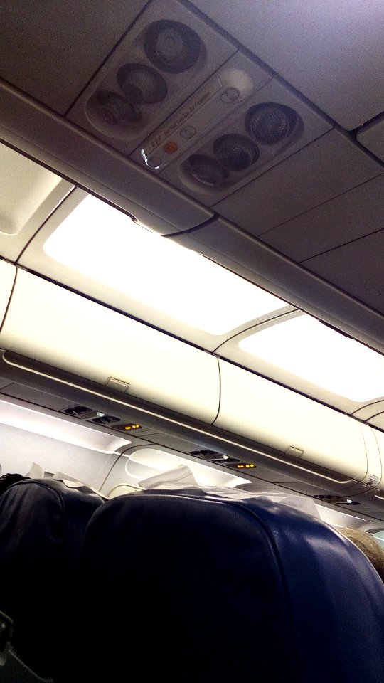 20151226_092216_Aeroflot_airplane