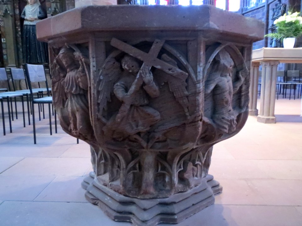 20150503Stiftskirche_St_Arnual07
