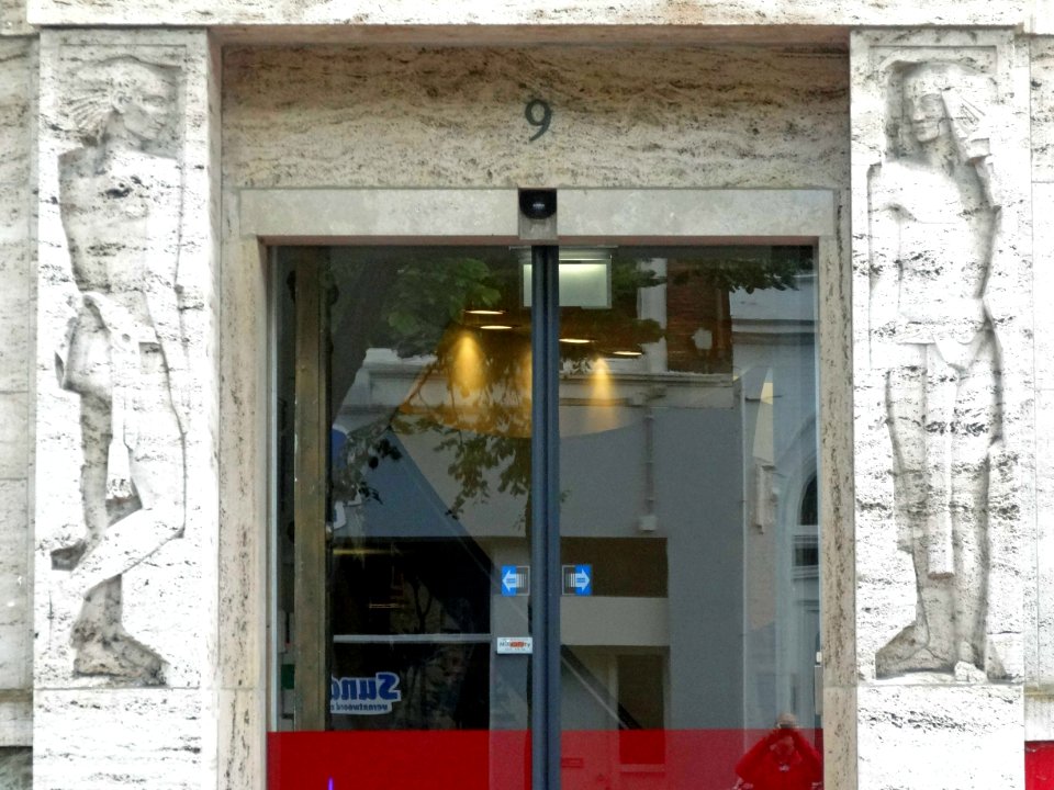20150730_Relief_Herengracht9_Den_Haag