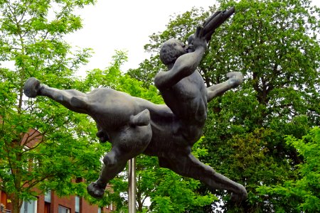 20160520_Fluitspelende_centaur1_1981_door_Fons_Bemelmans_Schijndel