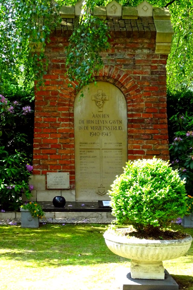 20160603_Verzetsmonument_door_Herman_van_Wissen_Groningen
