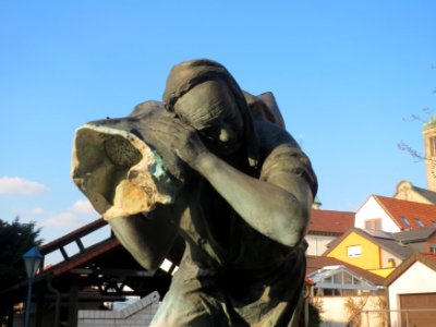 20160316Brunnen_Muehlenplatz_Hockenheim