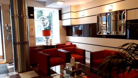 20180809_warsaw_chmielna_hotel_august_2018