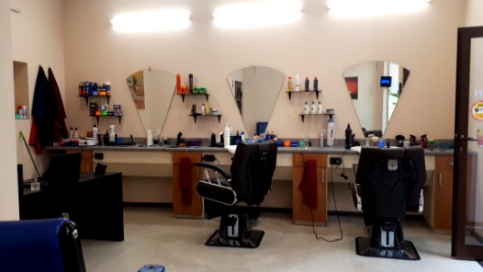 20180720_125759_barber_shop_lodz_poland_july_2018