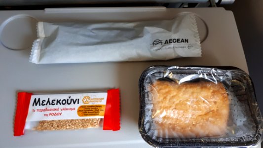 20180729_110108_aegean_airlines_flight_meal