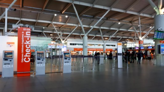20180726_194137_warsaw_airport_july_2018