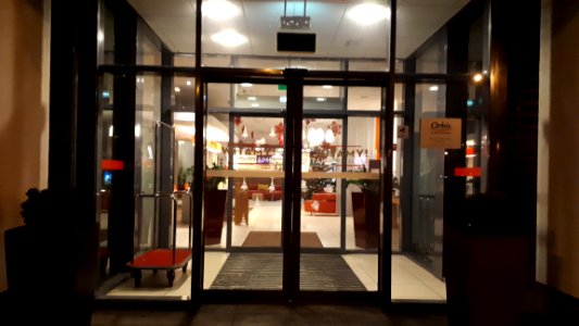 20181221_220113_Ibis_Reduta_Hotel