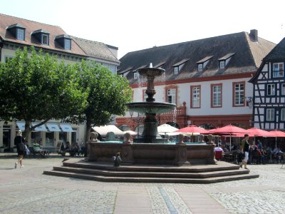 20180905Marktbrunnen_Neustadt2