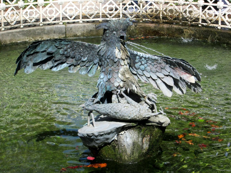 20180826Wasserspeiende_Vögel_Schwetzingen2