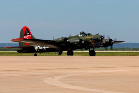 20180512_B-17_Flying_Fortress_Dyess_AFB_Air_Show_2018_1