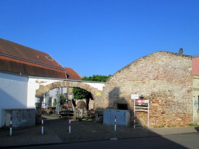 20180511Torbogen_Neugäßchen4