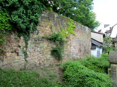 20180511Stadtmauer_Alt-Saarbrücken8