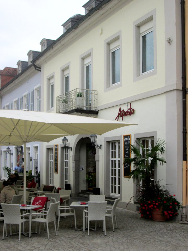 20180902Schlossplatz_7_Schwetzingen2