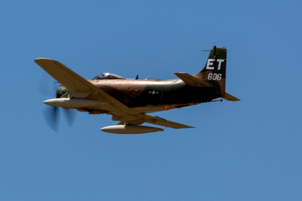 20180512_A-1H_Skyraider_Dyess_AFB_Air_Show_2018_1