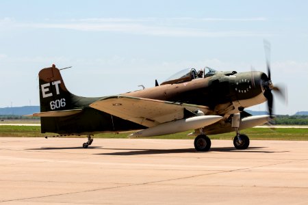 20180512_A-1H_Skyraider_Dyess_AFB_Air_Show_2018_10