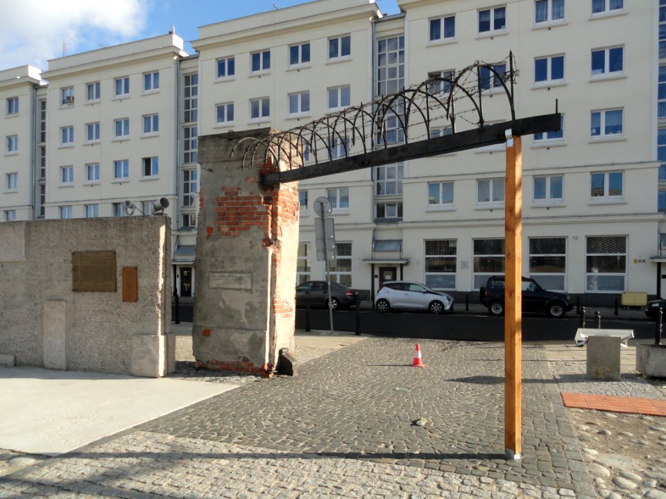 2019_Warszawa_Pawiak,_29