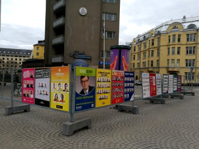 2019_Finnish_parliamentary_election_posters_20190414