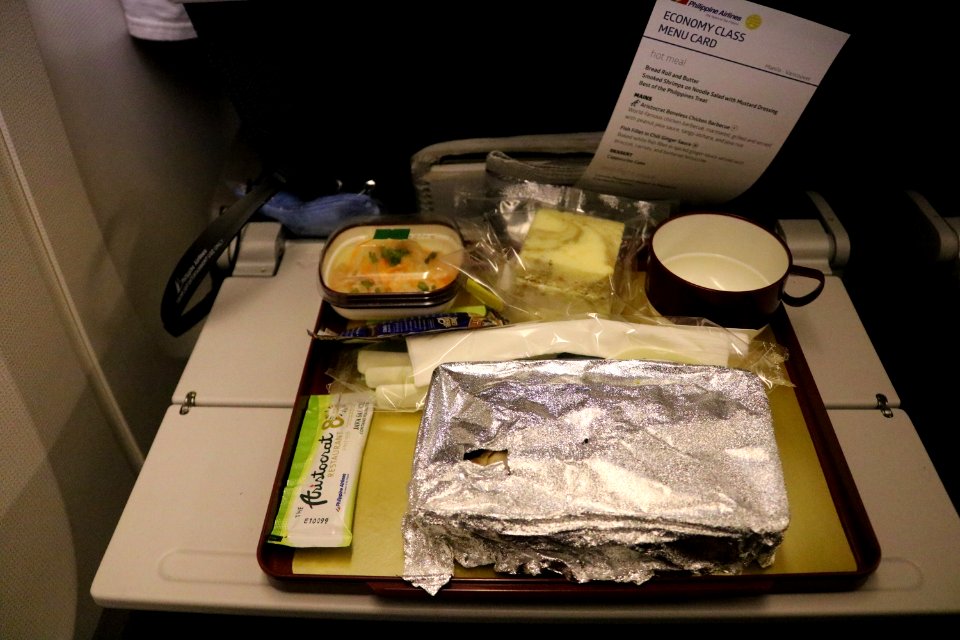 2019-07-20_Dinner,_Philippine_Airlines_PR116_MNL-YVR_0887