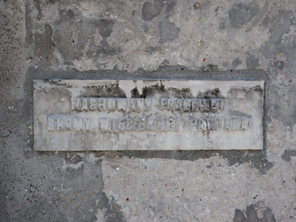 2019_Warszawa_Pawiak,_21