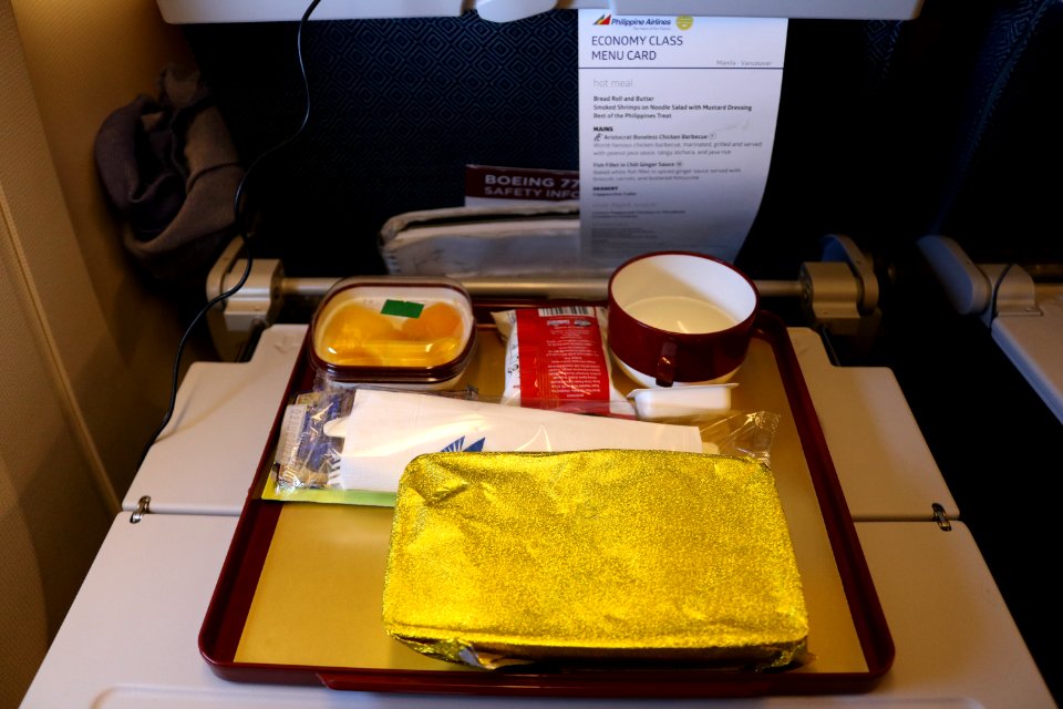 2019-07-20_Breakfast,_Philippine_Airlines_PR116_MNL-YVR_0897