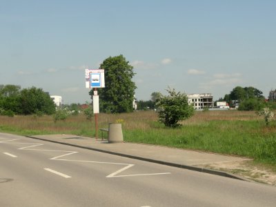 2019_Warszawa_przystanek_Mochtyńska–Kanał