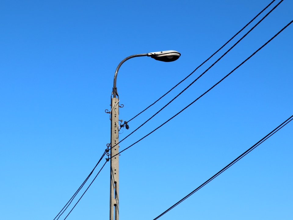 2019_Warszawa_Płochocińska,_latarnia,_3