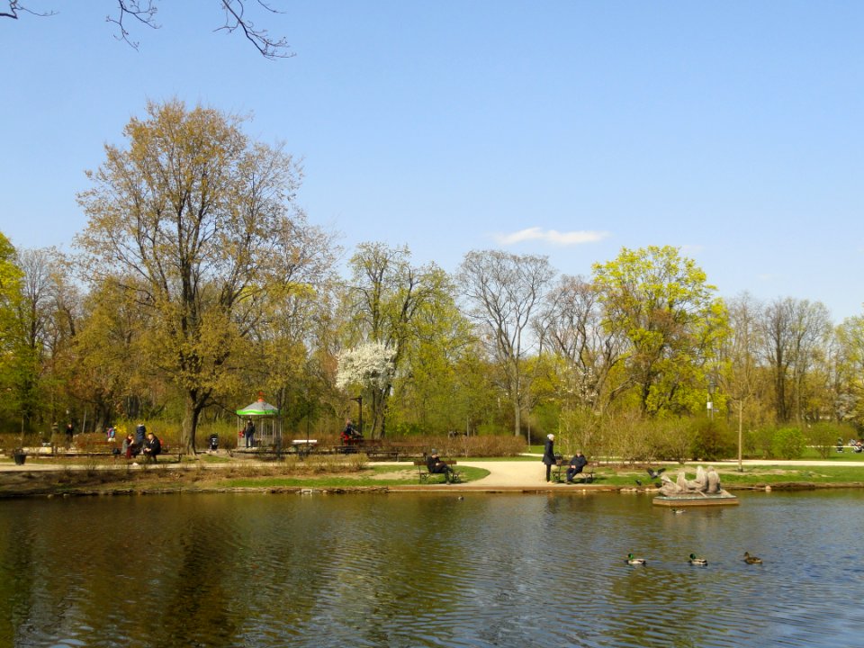 2019_Warszawa_Ogród_Krasińskich,_16