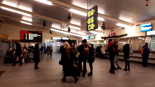 20181225_165752_riga_bus_station