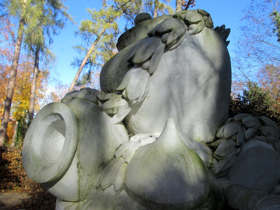 20181111Denkmal_für_die_gefallenen_Römer_und_Teutonen_2