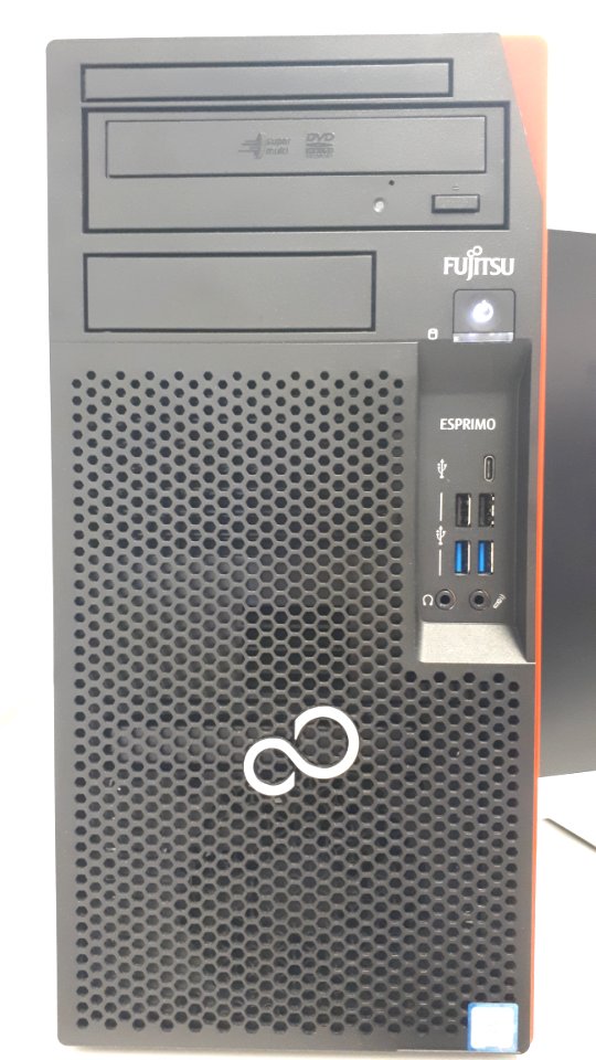 20181112_Fujitsu_Esprimo_P957