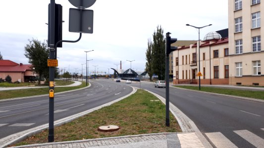 20180923_173637_Rodziny_Scheiblerów_Avenue_in_Łódź_f-abryczna