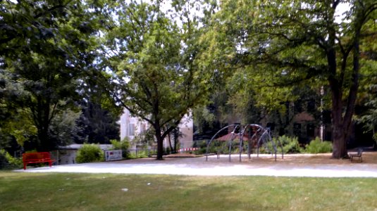 2019_Döhlen_Schule_Spielplatz