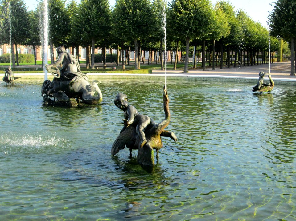 20180920Arionbrunnen_Schwetzingen3