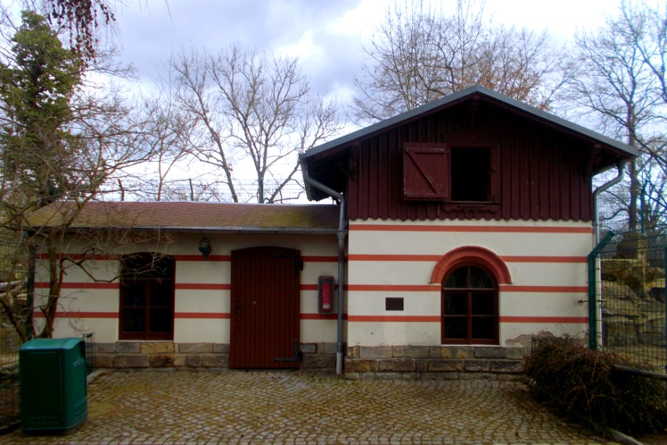 2018_Dresden_Zoo_ältestes_Gebäude