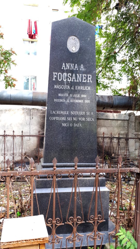 20171004_135544-Old_Jewish_Cemetery_in_Bacău