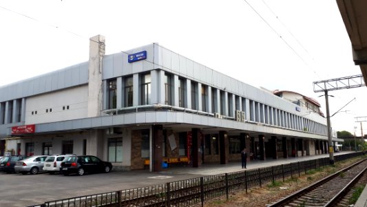 20171006-101418-bacau-train-station