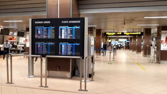 20171007-172908-henri-coanda-airport-2017