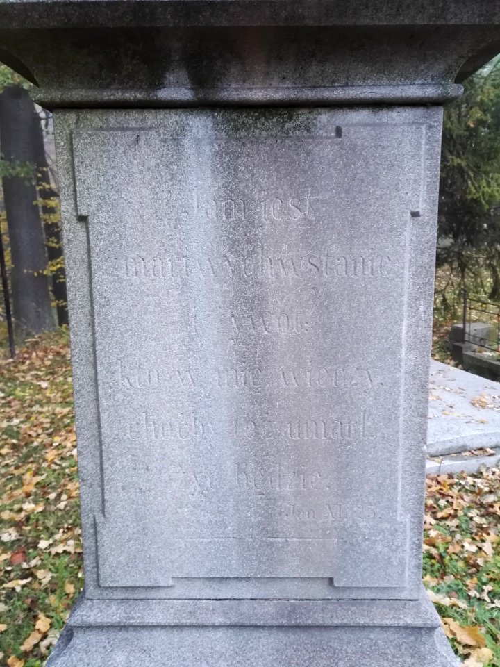 2018_Petřvald_cemetery_3