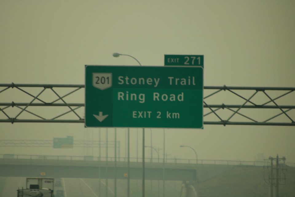 2018-08-18_Sign_for_Stoney_Trail_on_Queen_Elizabeth_II_Highway_0406