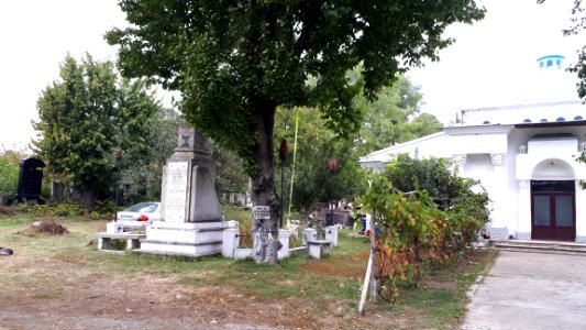 20171004_125540_Jewish_cemetery_in_Bacău