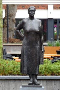 20171012_Ode_aan_de_Veenkoloniale_vrouw_Gosse_Dam_Stadskanaal