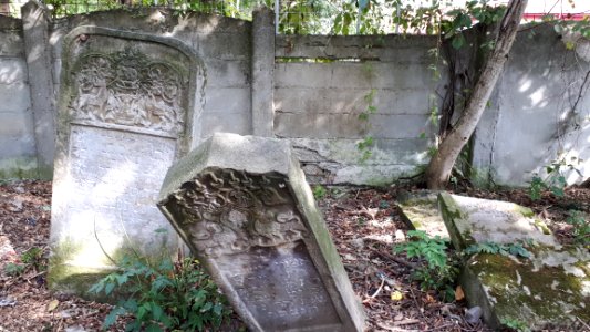 20171004_135921_Old_Jewish_Cemetery_in_Bacău