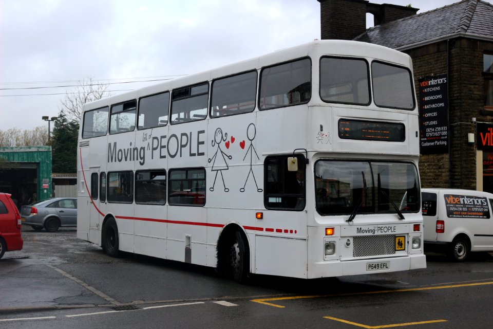 20171024_moving_people_P549EFL