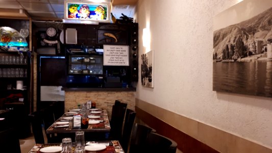 20171212-140959-restaurant-tiberias-israel