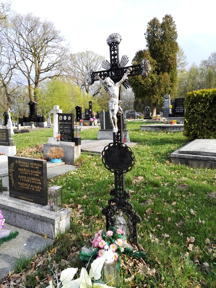 2018_Šenov_velký_hřbitov_7