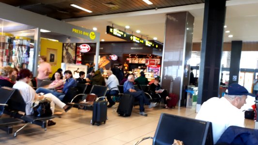 20180412-153731-henri-coanda-airport-april-2018