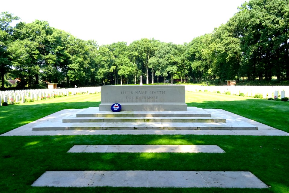 20170814_Airbornebegraafplaats2_Oosterbeek